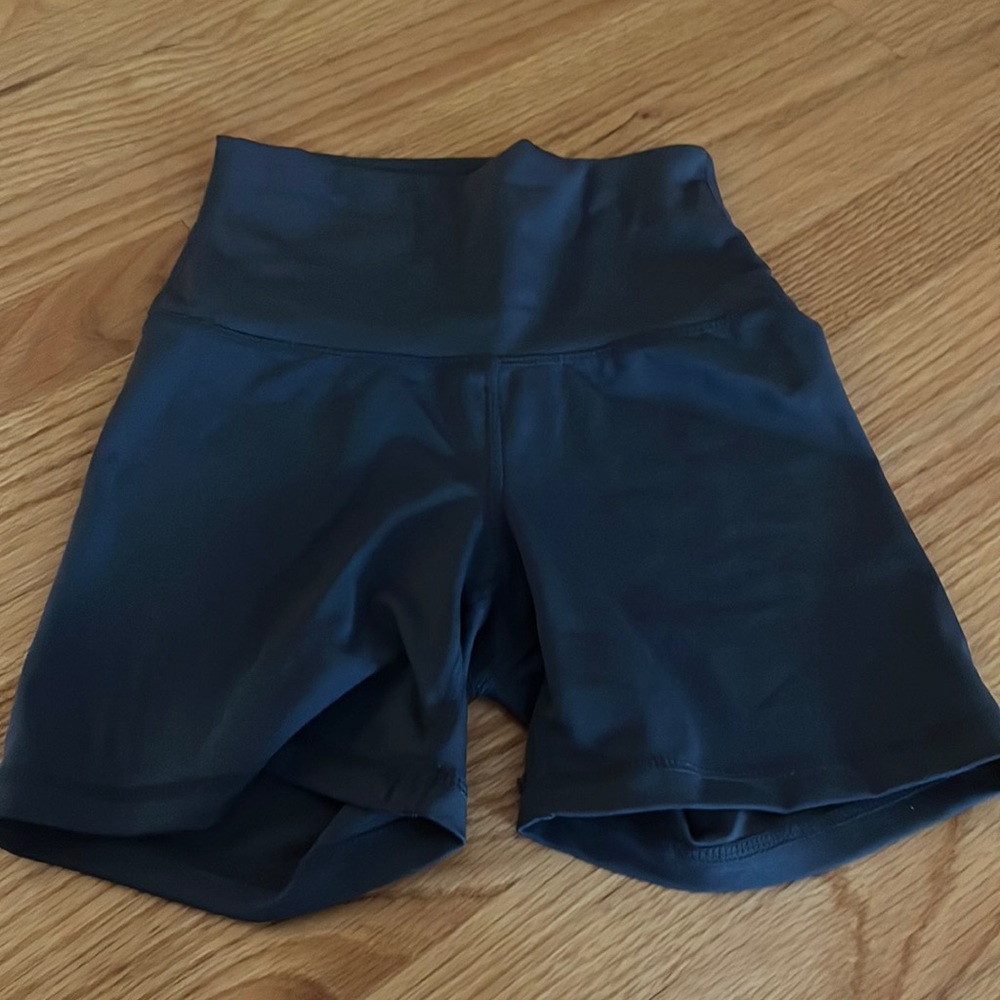 Yoglicious Lux Gray Biker shorts
